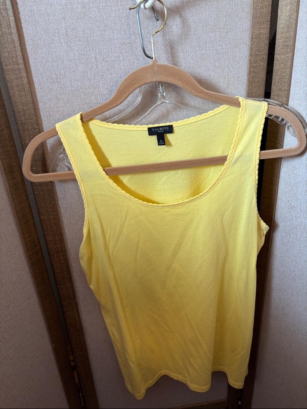 Talbots Bright Yellow Scoop Neck Tank Petite Small
